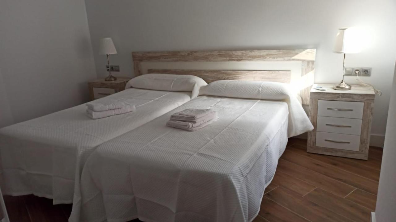 Beautiful Apartment In Third Line Beach Boliches Fuengirola Dış mekan fotoğraf