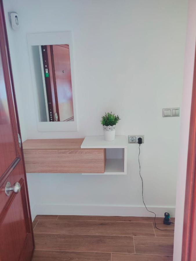 Beautiful Apartment In Third Line Beach Boliches Fuengirola Dış mekan fotoğraf