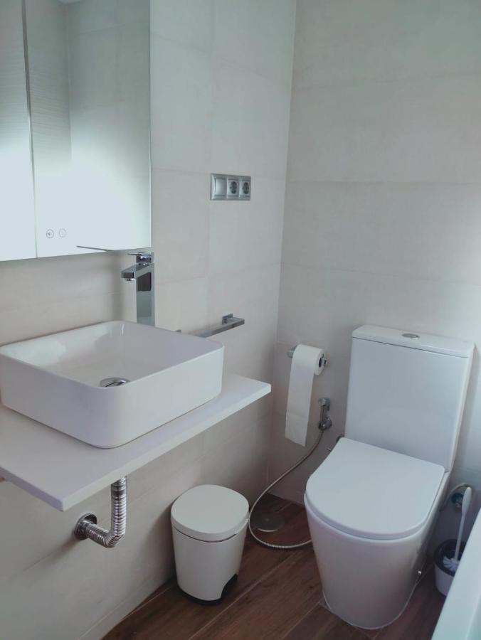 Beautiful Apartment In Third Line Beach Boliches Fuengirola Dış mekan fotoğraf